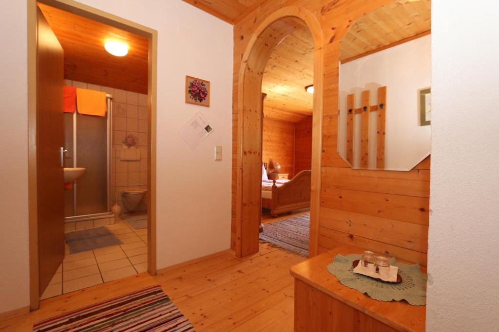 Kúpeľňa v ubytovaní Frühstückspension Müllergut