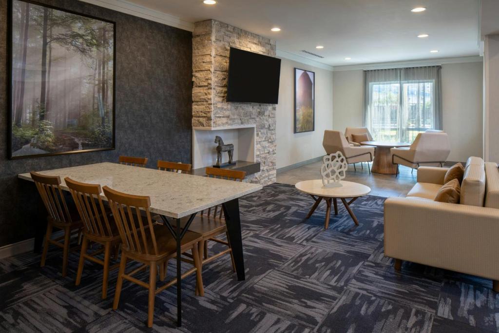 Fairfield Inn & Suites Orange Beach - Housity