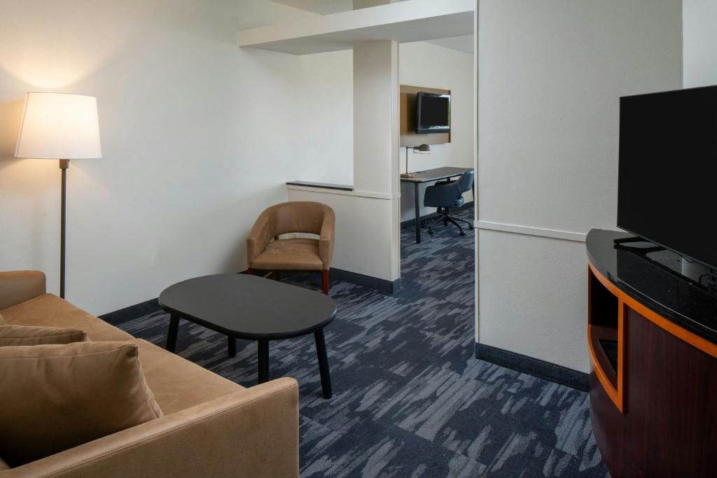 Fairfield Inn & Suites Orange Beach - Suite King Con Divano Letto