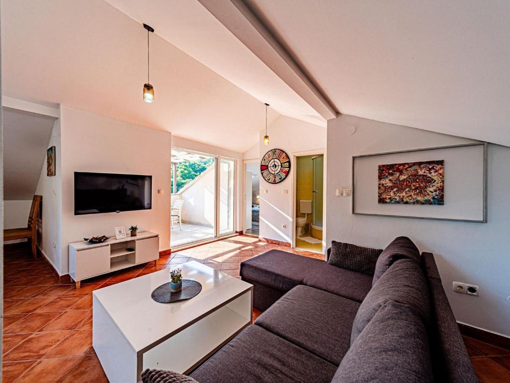 Holiday Home Island Gem - Five Bedroom Apartment