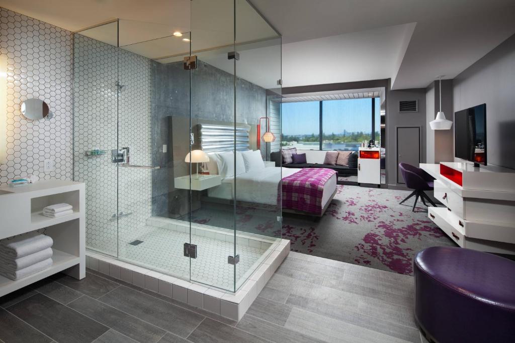 W Bellevue - 