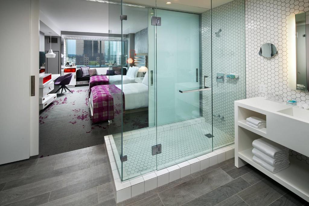 W Bellevue - 