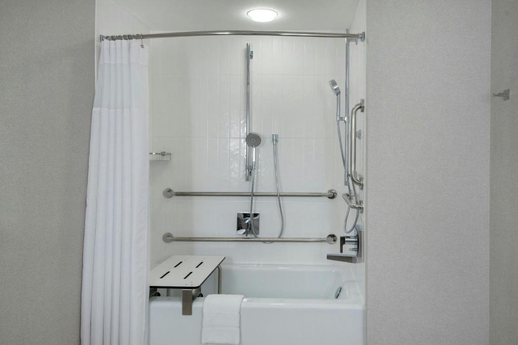 Boston Marriott Peabody - 
