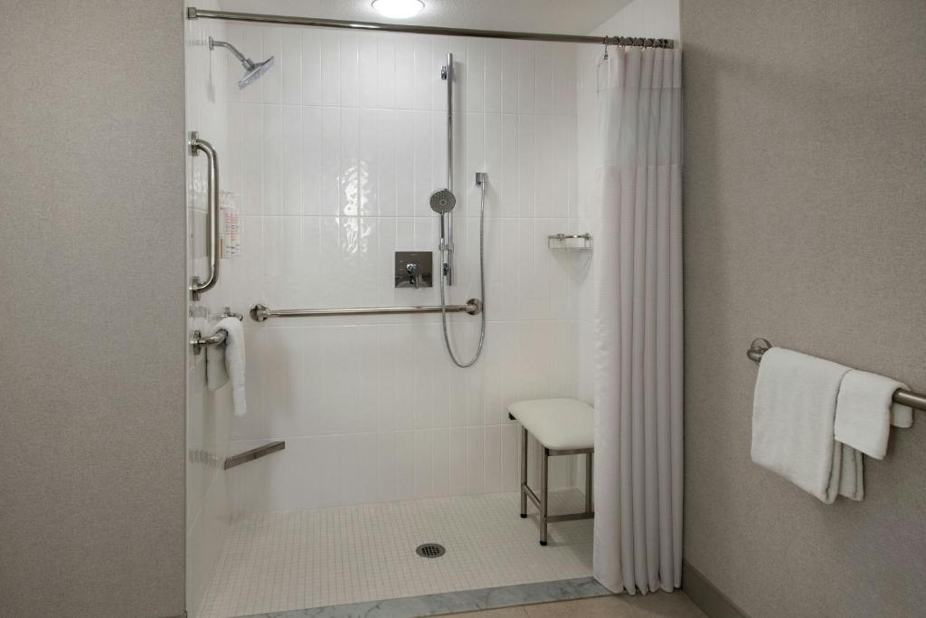 Boston Marriott Peabody - 