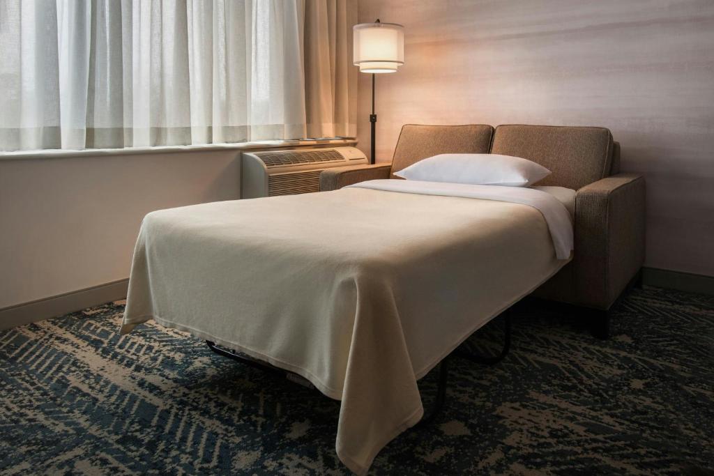 Boston Marriott Peabody - 