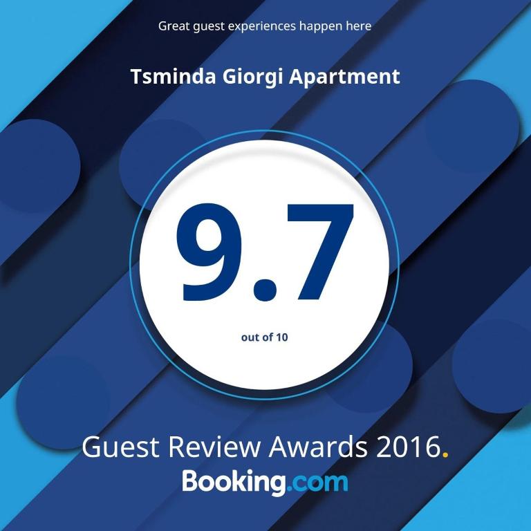 Certifikát, hodnocení, plakát nebo jiný dokument vystavený v ubytování Tsminda Giorgi Apartment