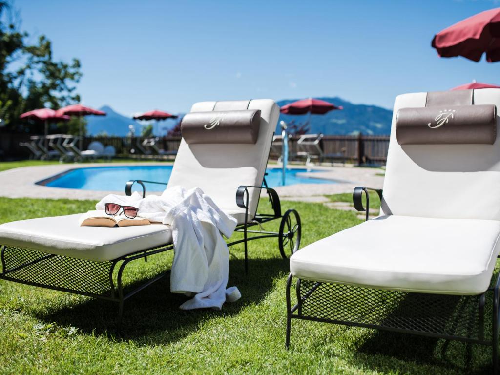 Bazén v ubytování Hotel Fürstenhof nebo v jeho okolí