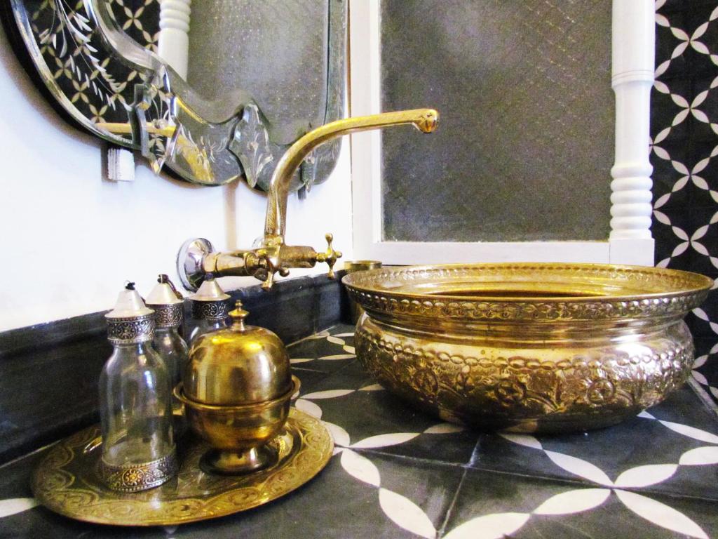 Fotografie z fotogalerie ubytování Riad Dar Arsama v destinaci Fès