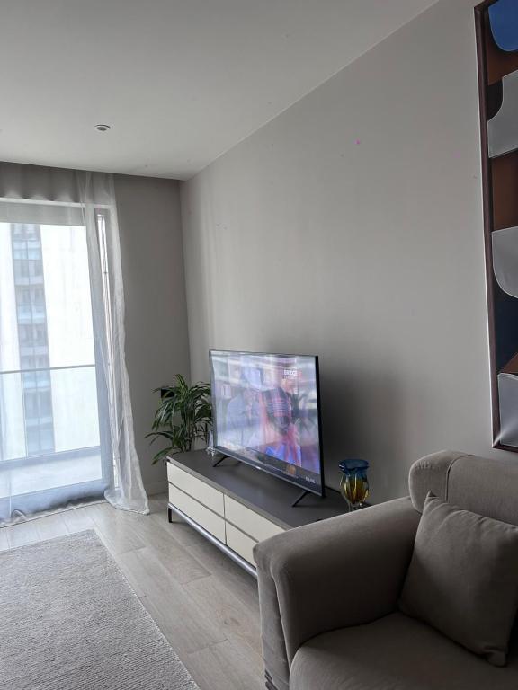فضای داخلی Sea Breeze Park Residence 2 , Studio with a balcony ,pool view near waterpark and circus در باکو - تصویر ۳
