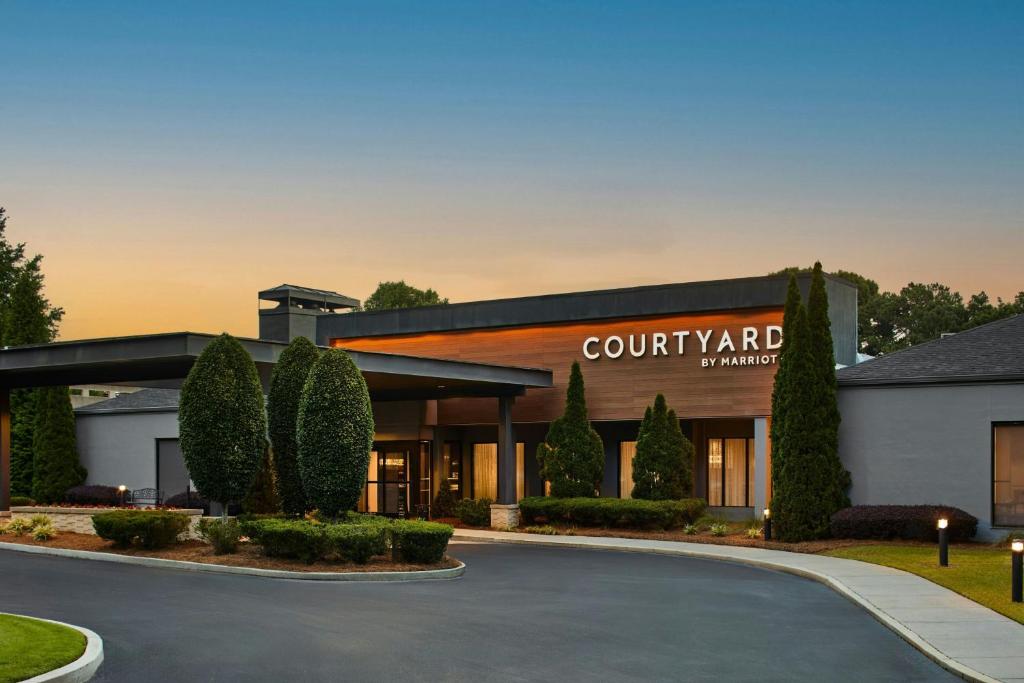 Courtyard by Marriott Atlanta Windy Hill/Ballpark, Atlanta (updated