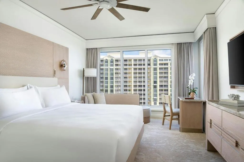 One-Bedroom Residential Suite with Balcony