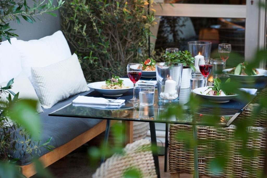 Sea View Cityscape Hotel - Resim 12