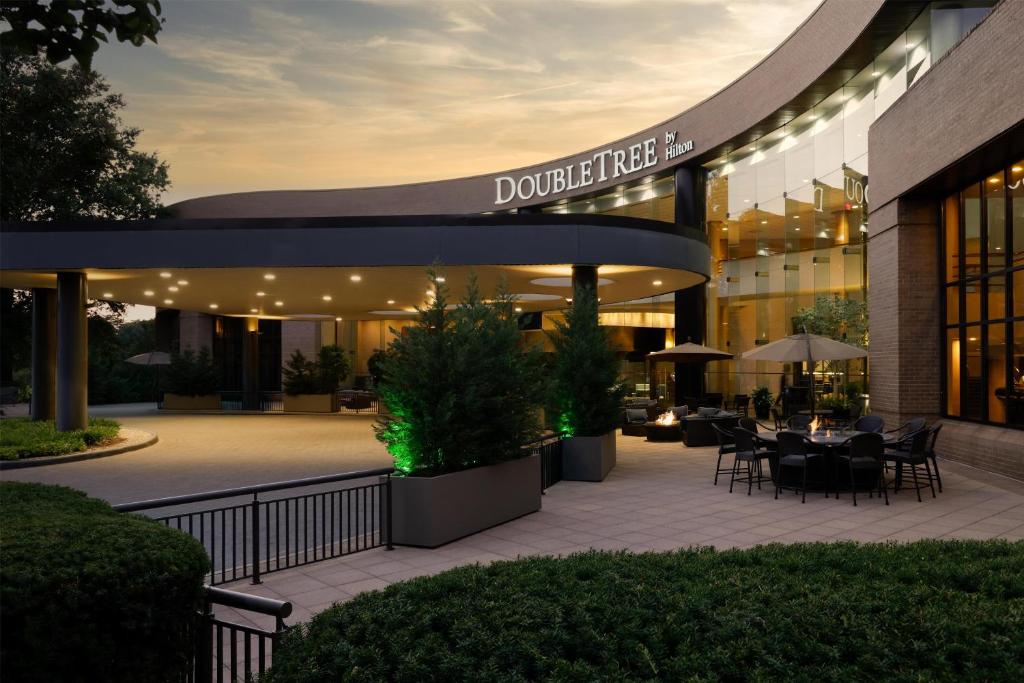 DoubleTree by Hilton Washington Dulles Airport, Herndon (updated prices ...
