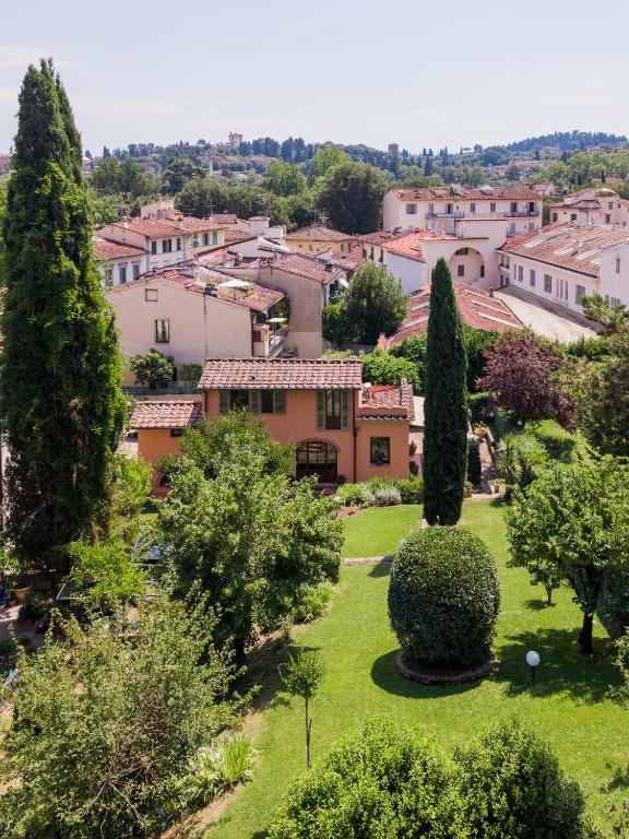 Stalla - Villa with garden in the historic center