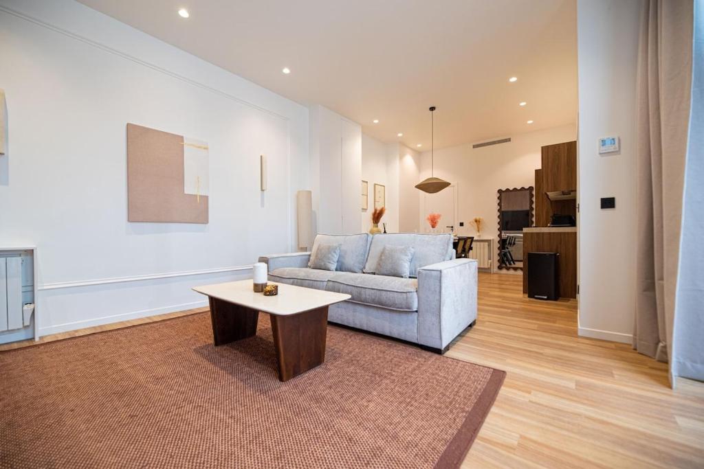 Charming Apartment by République & Canal with AC