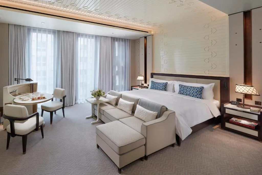 Premier Room King