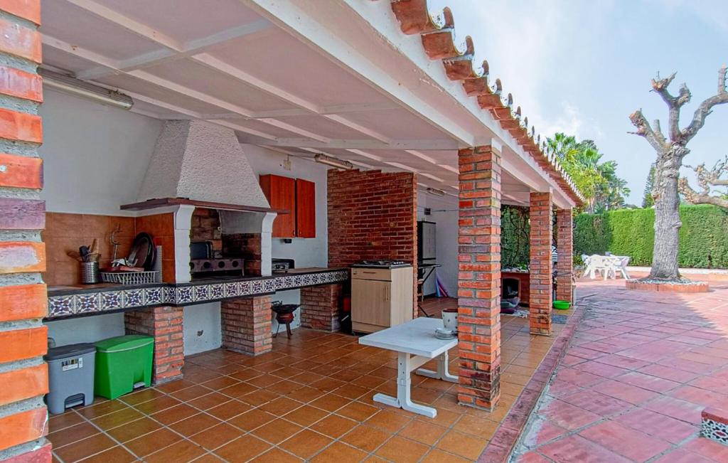 Amazing Home In Malaga