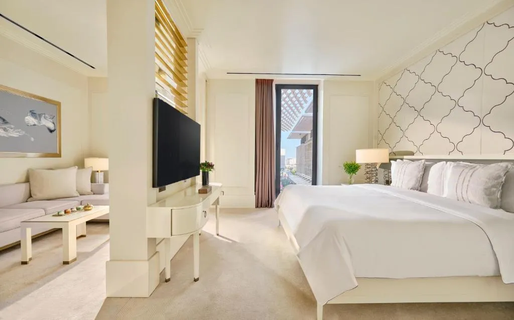 Two-Bedroom Baraha Presidential Suite Queen