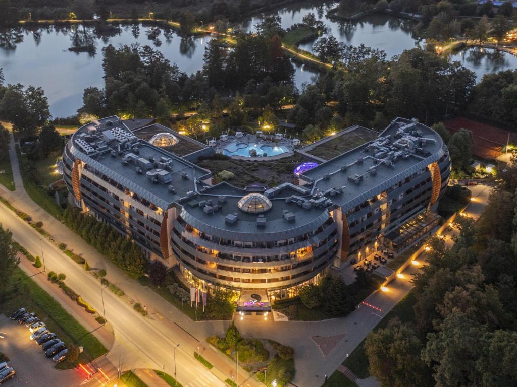 Spirit Hotel Thermal Spa - Housity