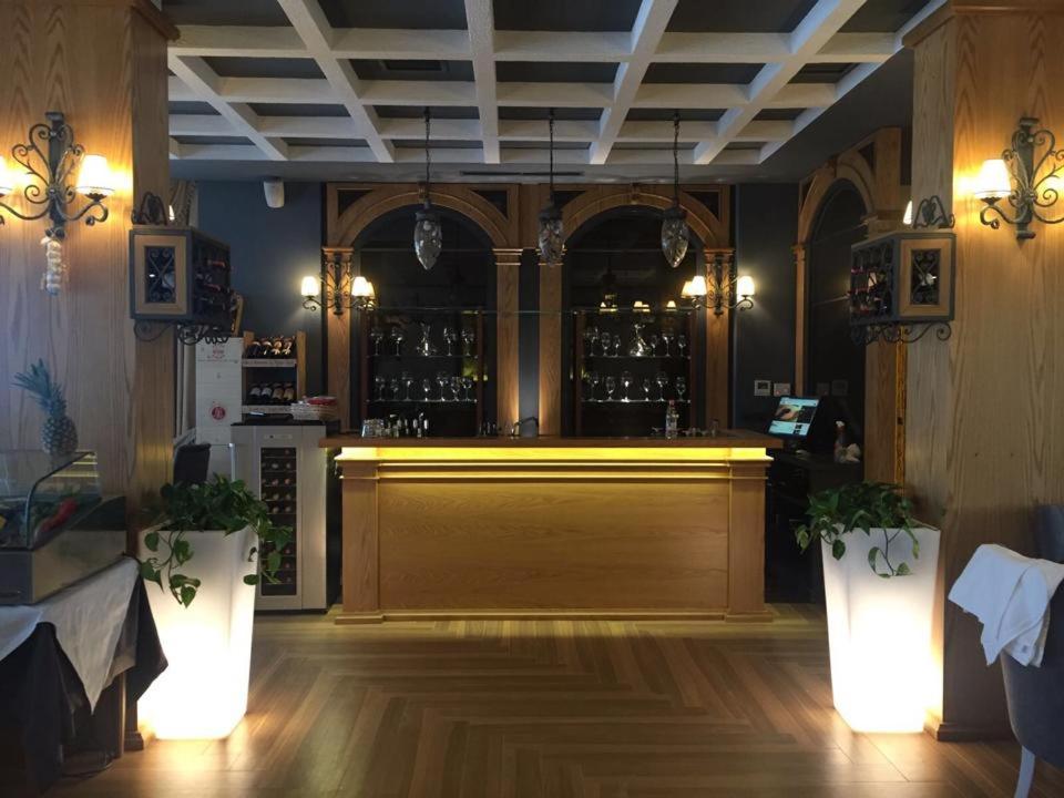 Hotel Mustang - Image 4