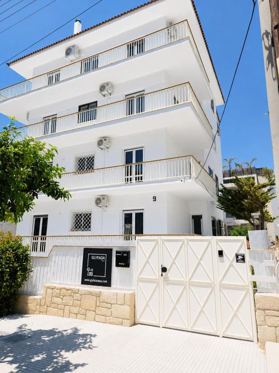 Glyfada Stay