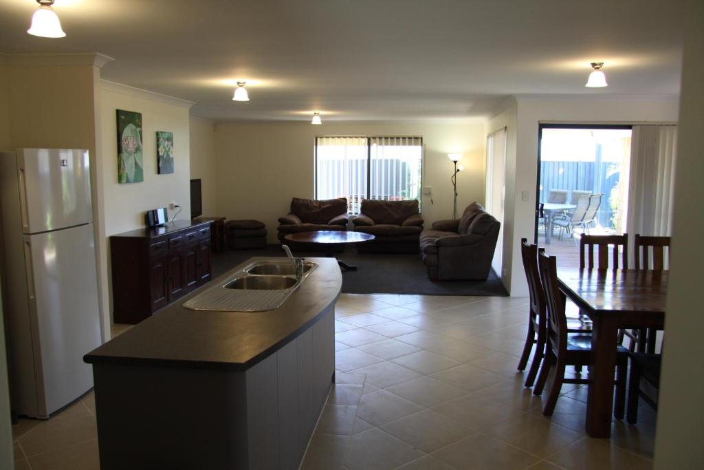 Byford House on the Scarp - Casa Con Quattro Camere Da Letto