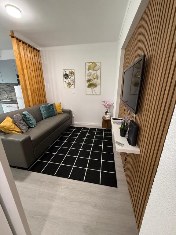 Welcome to Fernandes Home