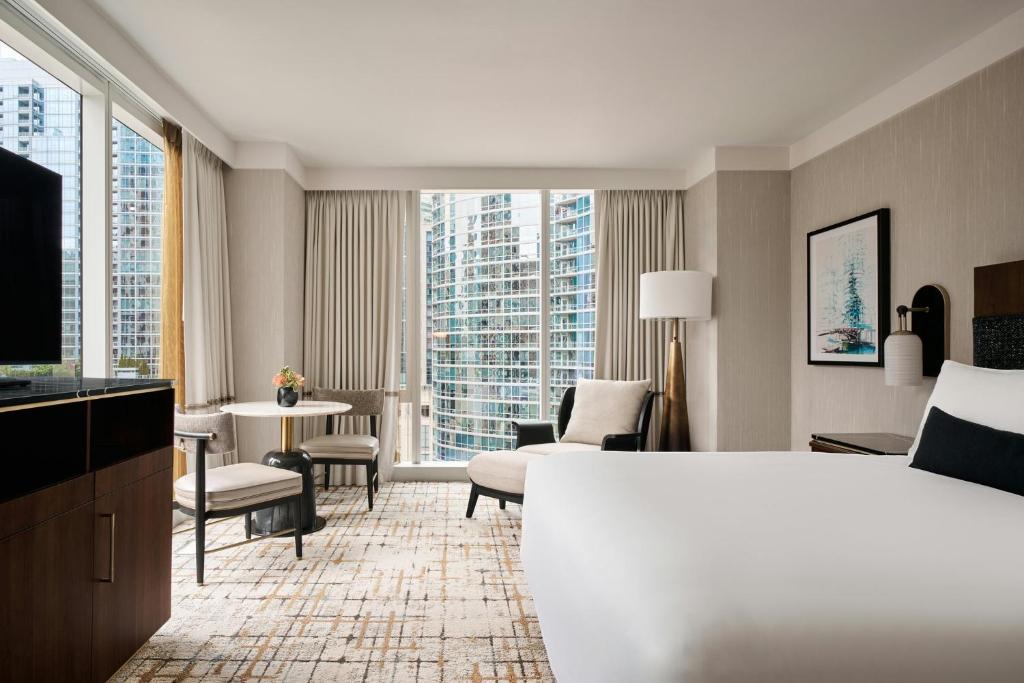 Loews Chicago Hotel - 