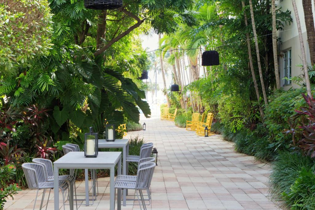 2 Double Premium Garden View