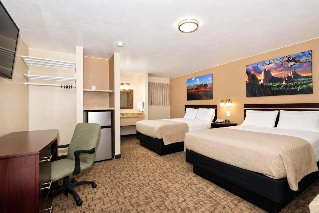 Glenwood Springs Inn - Camera Queen Con Due Letti Queen Size