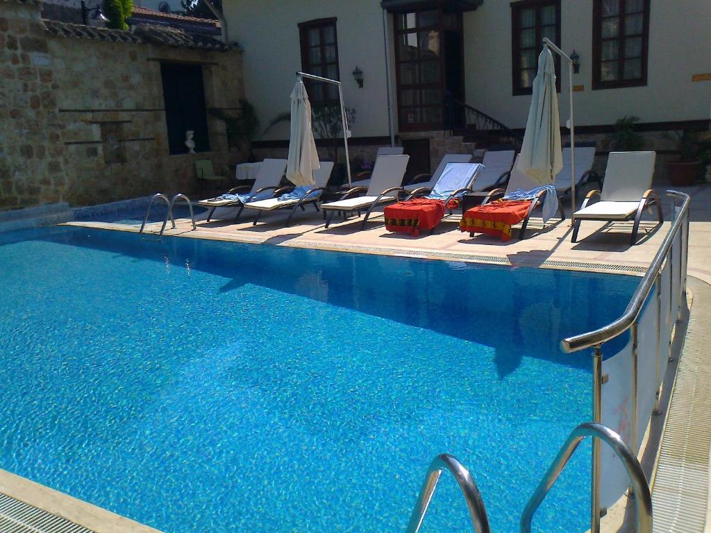 Bazén v ubytování Dogan Hotel nebo v jeho okolí