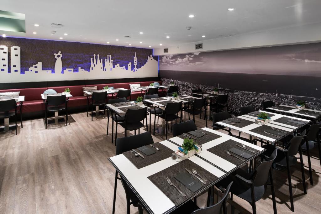 Catalonia Avinyo - Resim 22