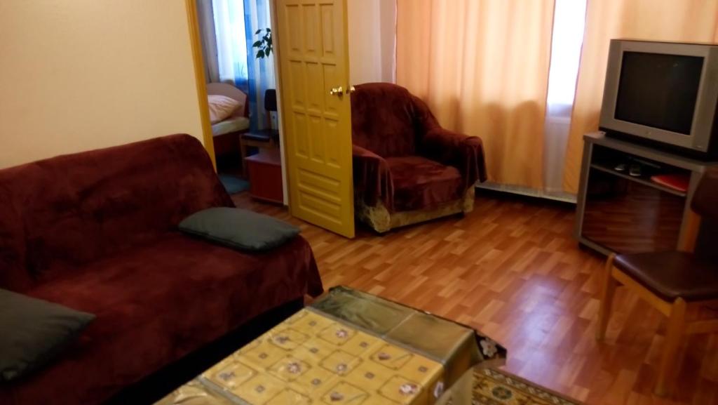 Апартамент на Испанских Рабочих 31 - отзывы и видео