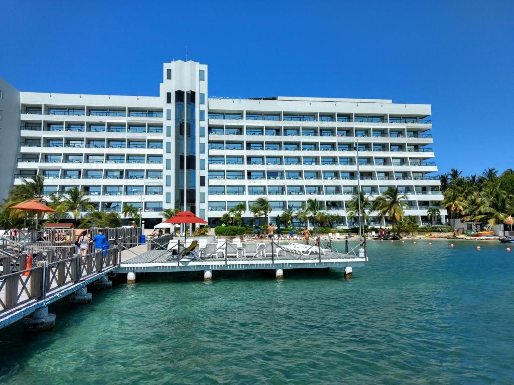 Gallery image of Caribbean Apartments in San Andrés