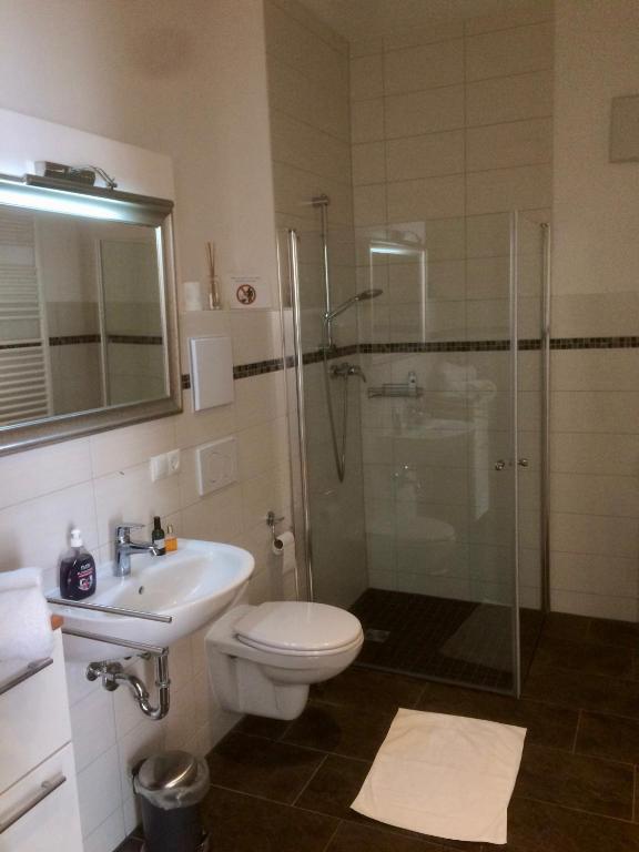 Alte Post - One-Bedroom Apartment With Terrace Or Balcony