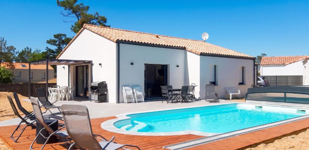 Villa avec piscine privee a Saint Jean de Monts