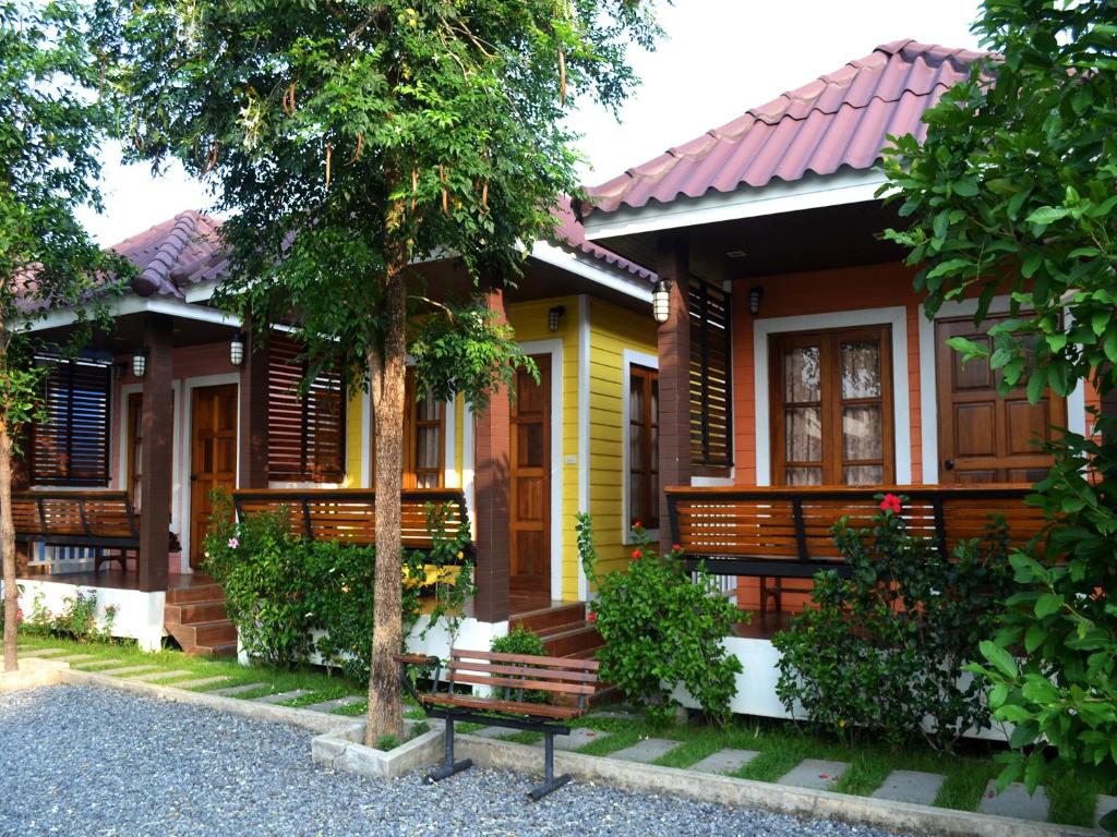 Toffee House - Housity