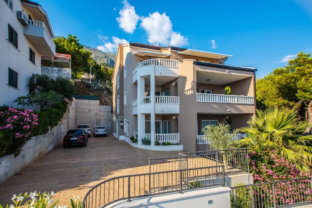Budova, kde se apartmán nachází
