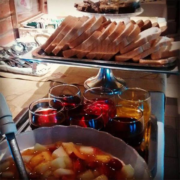 Pagkain sa o malapit sa hotel