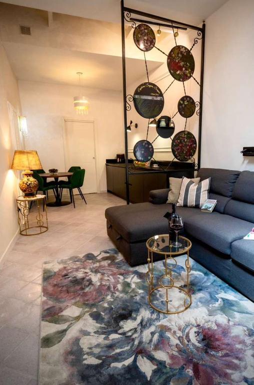 La casa di Mi- designer apartment in Chiaia