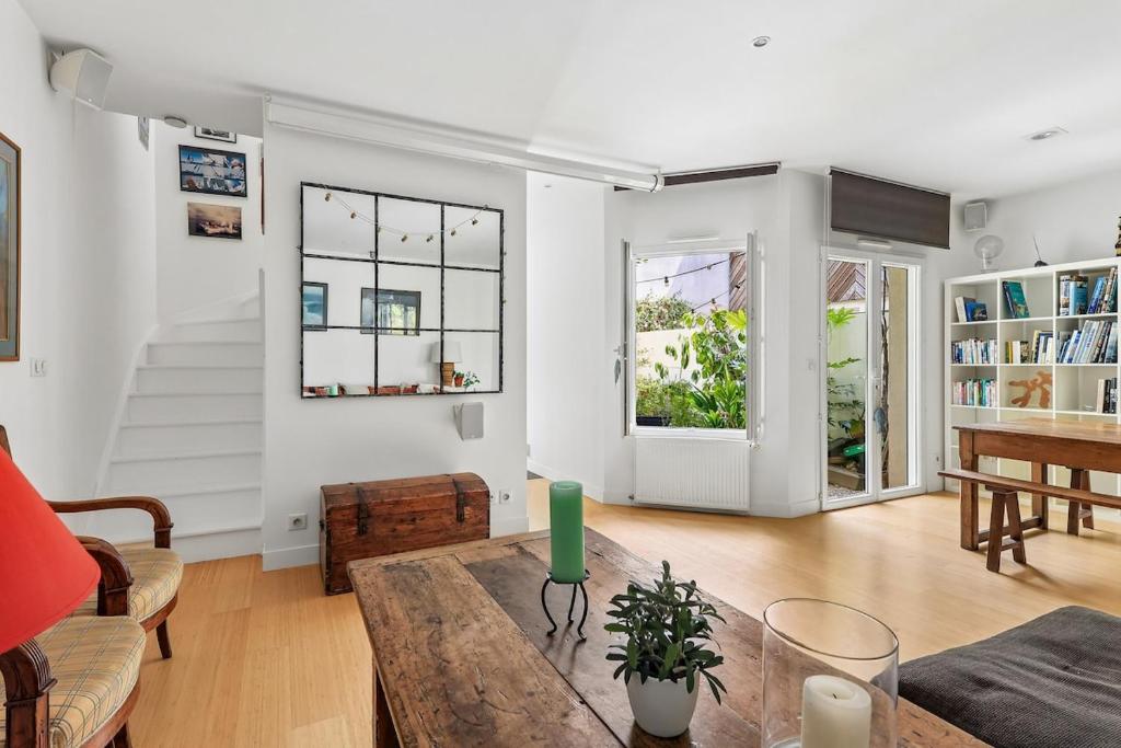 Charming townhouse with private garden