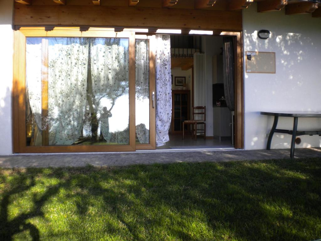 Vonkajšia záhrada v ubytovaní B&B Camister