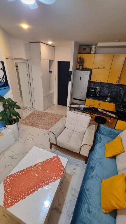 فضای داخلی Cozy seaside در باتومی - تصویر ۳