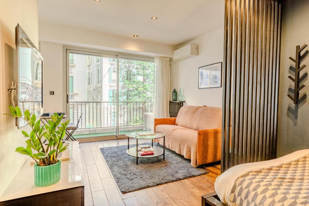 Le Clemenceau - Magnifique Studio AC Balcony