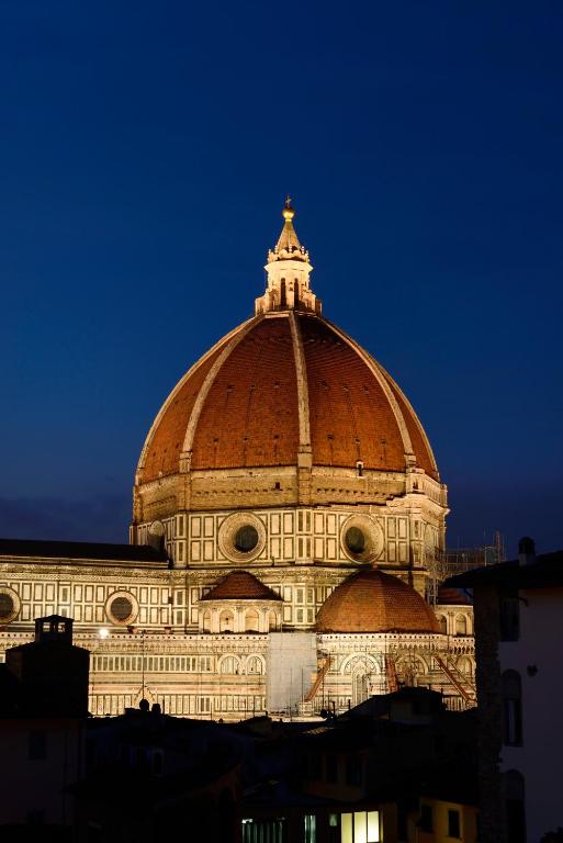 FH55 Hotel Calzaiuoli - Resim 34