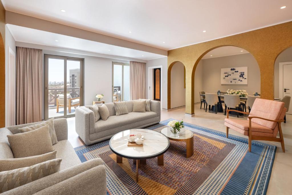 Oaks Ibn Battuta Gate Dubai - 