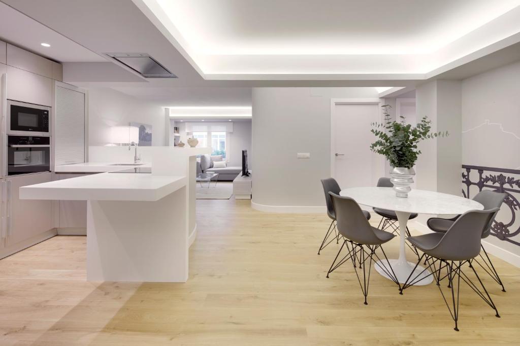 Bella Easo 2 by FeelFree Rentals