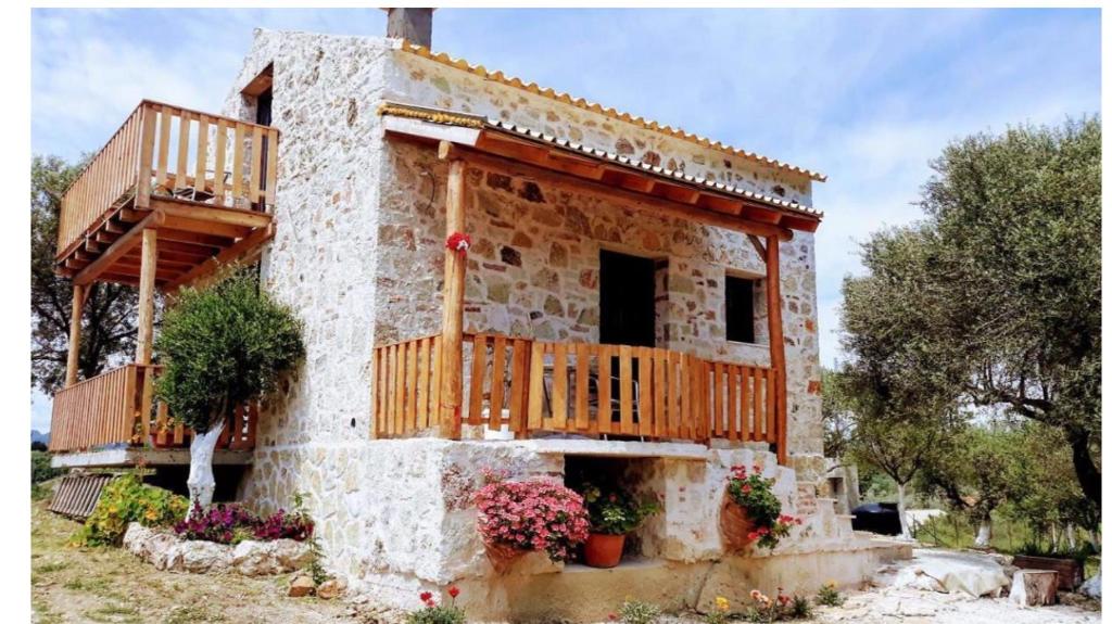 Villa MaryElen Marathias beach