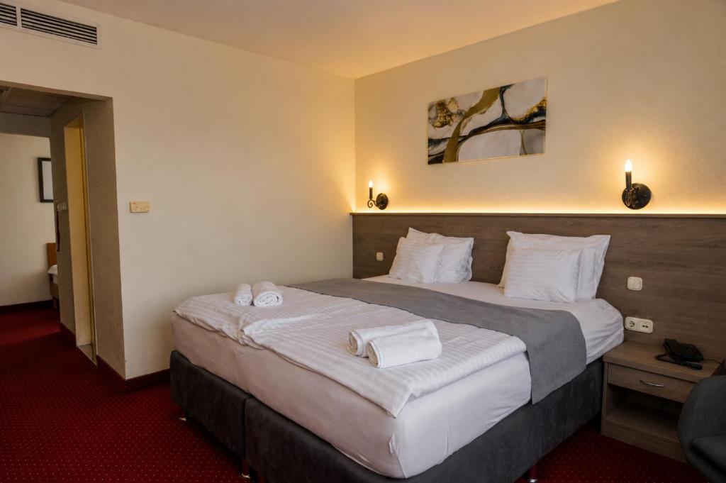 Hotel Mediterran - 