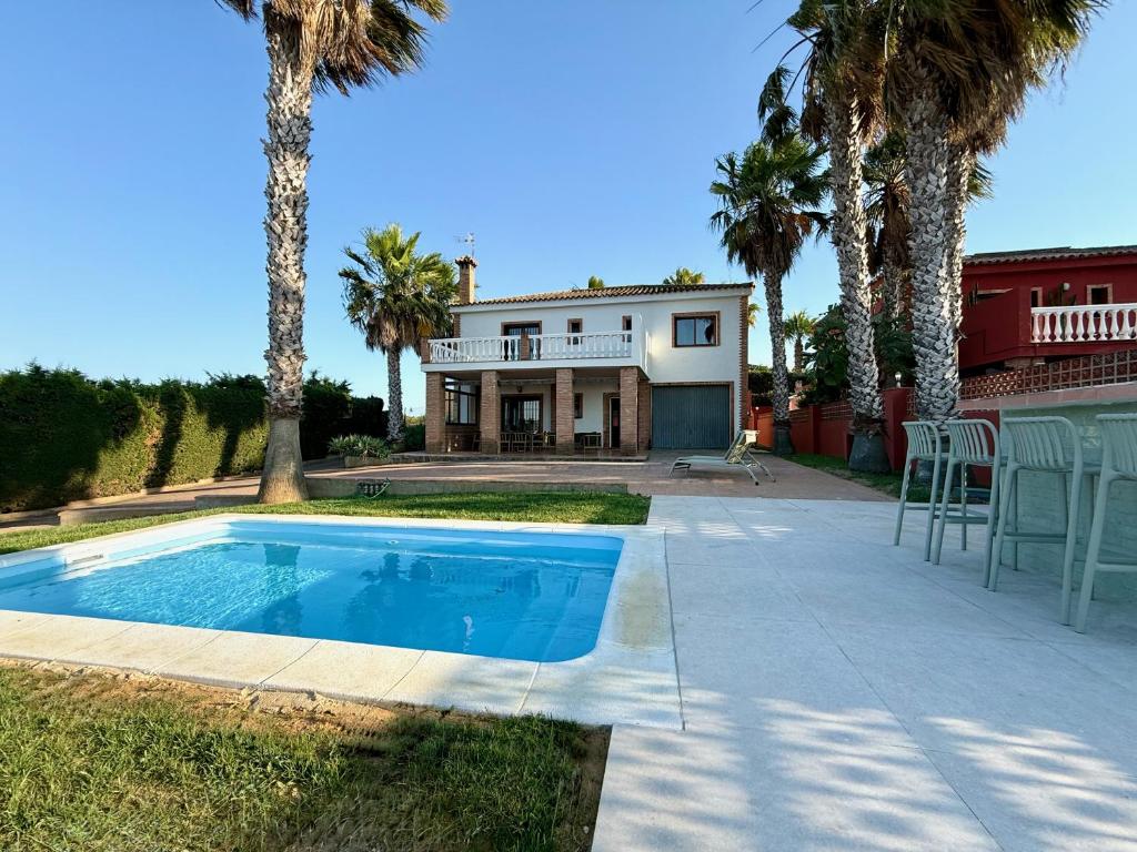 Las Palmeras Chalet - Private Pool
